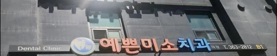 imgCaption0